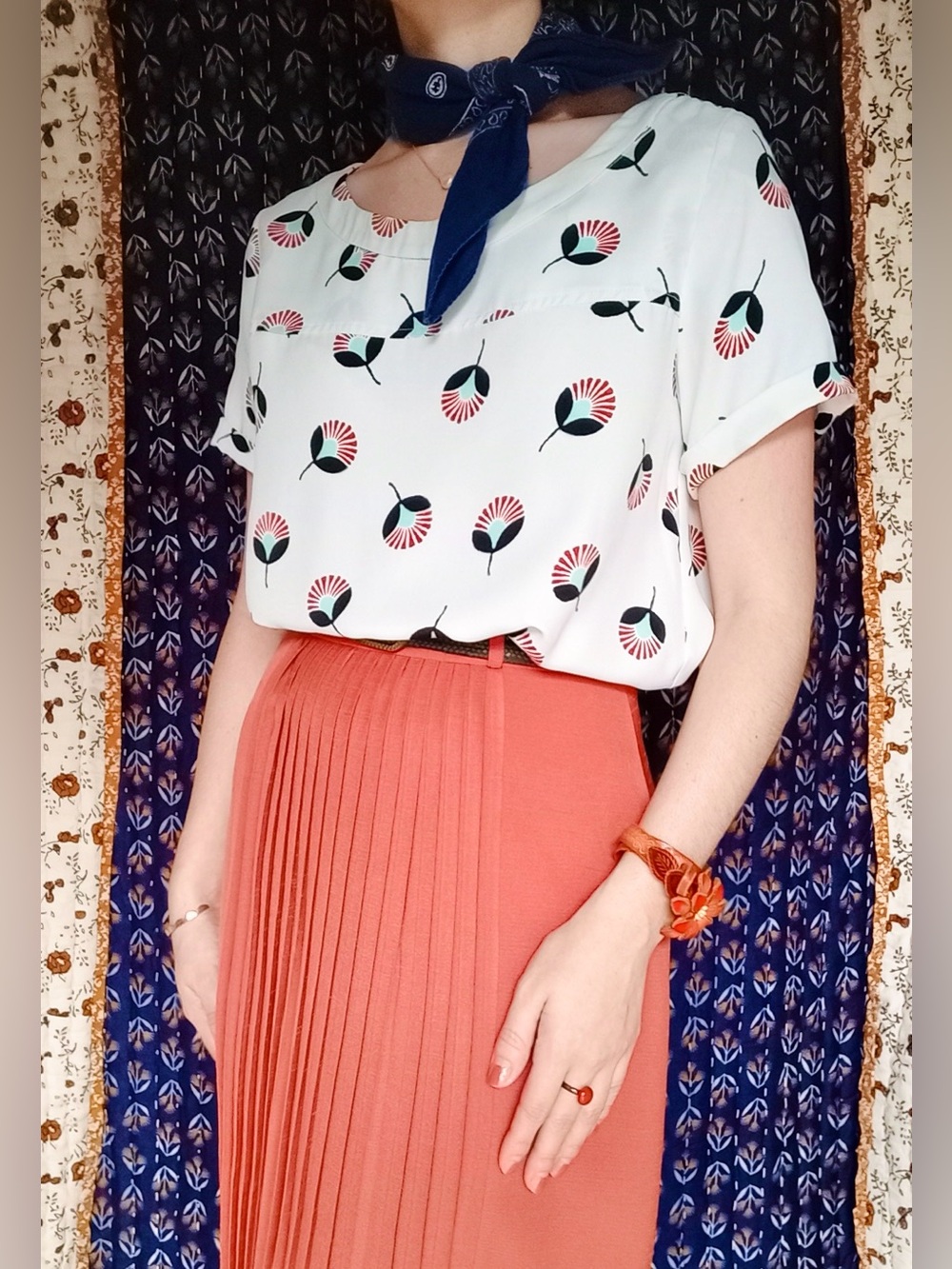 LOFT ❉ Floral Geometric Dandelion Blouse Top in White Size XXS Petite